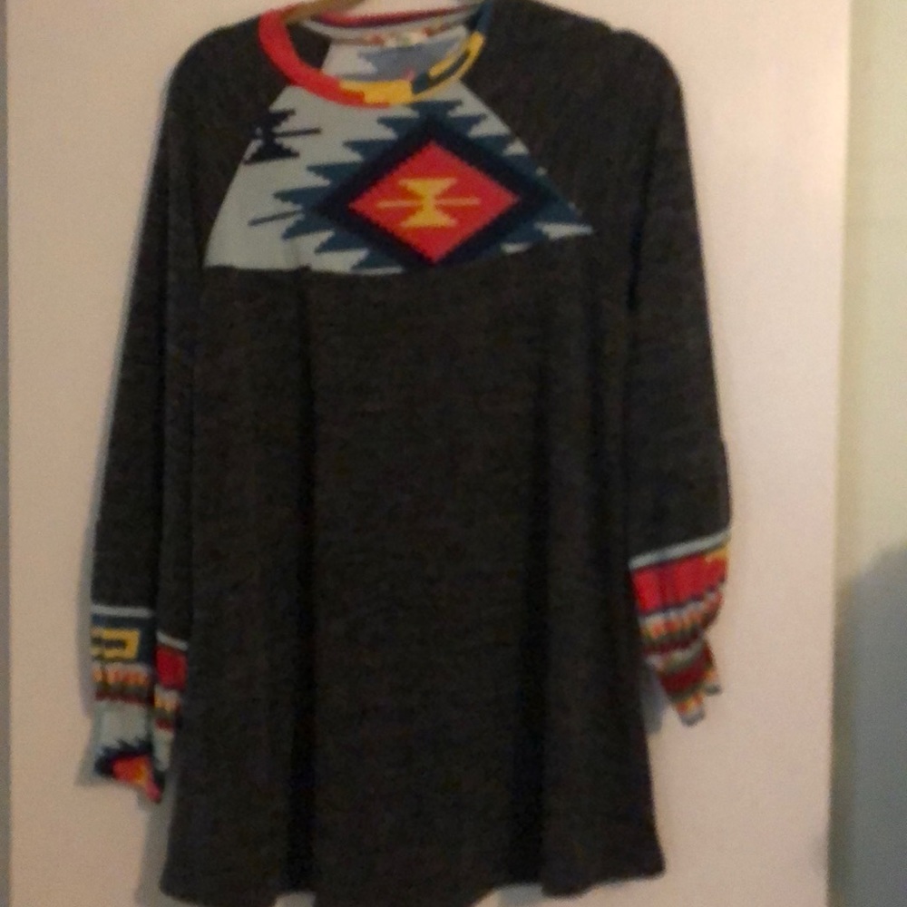 Very cute Aztec detailed tunic